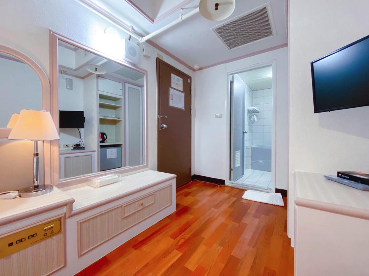 Chrysler Hotel Taipei Dış mekan fotoğraf